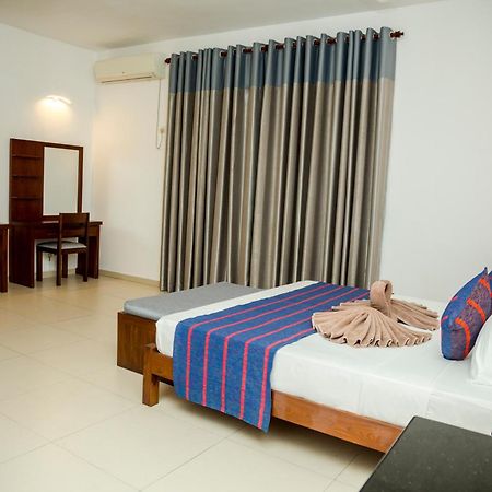 Villa Upper Dickson Galle Exterior foto
